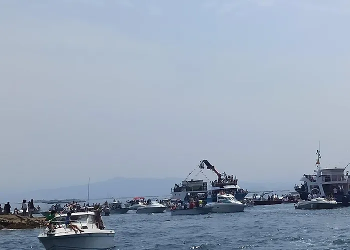 別荘 Casal Da Ponte Nas Rias Baixas *